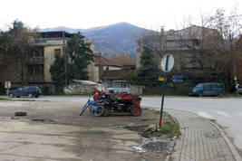  wood cutting vehicle