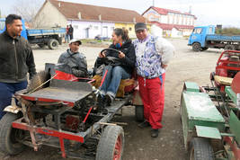  wood cutting vehicle